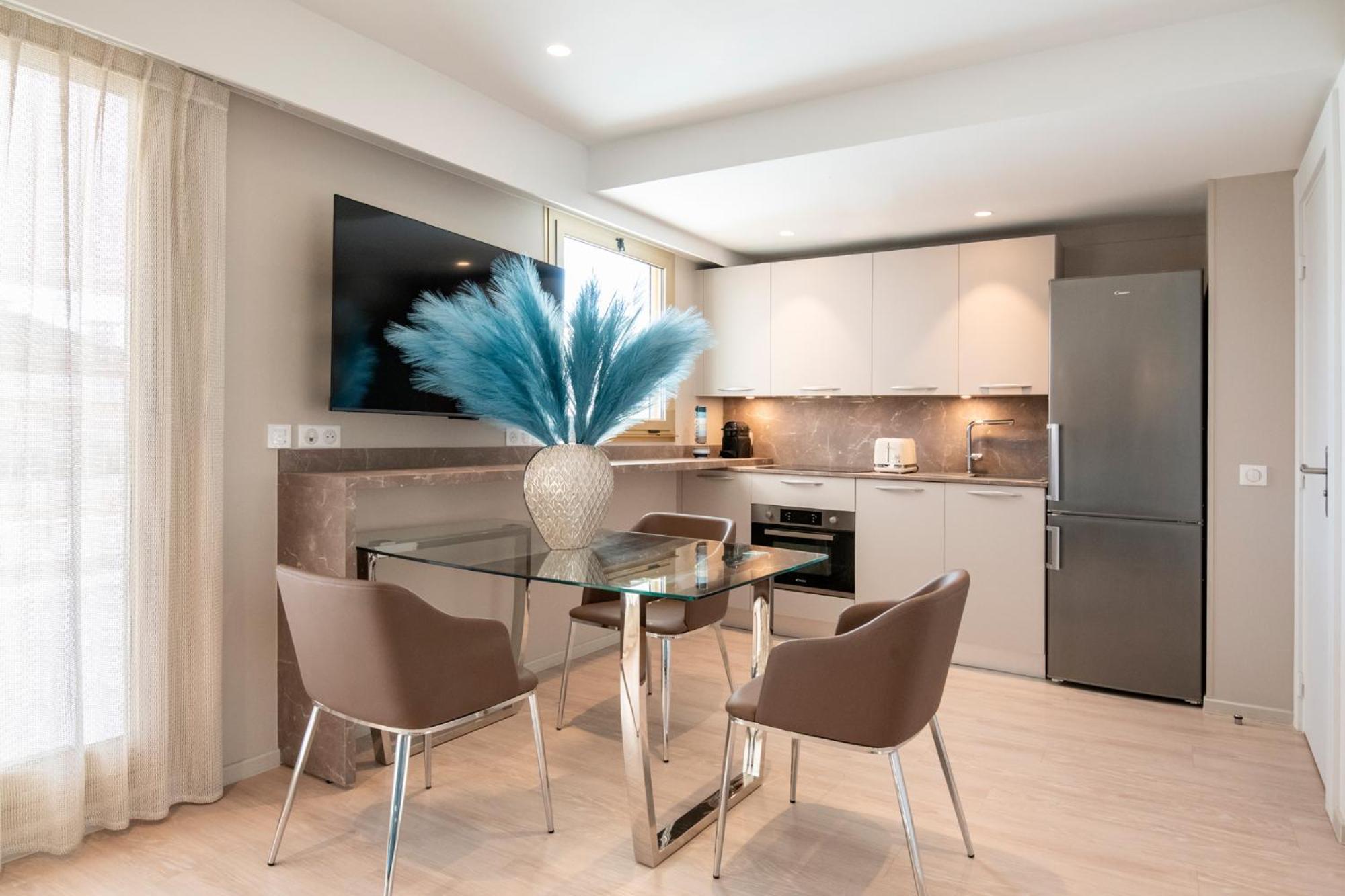 Residence Hoteliere Chambord Au Coeur De Menton - Entierement Renovee Εξωτερικό φωτογραφία